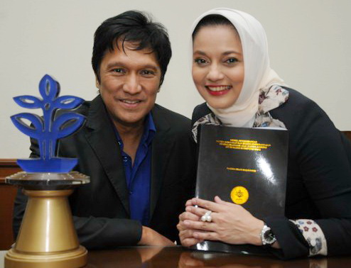 Marissa Haque & Ikang Fawzi, Berjiwa Besar walau Terus Dihina, dalam Doktoral di IPB
