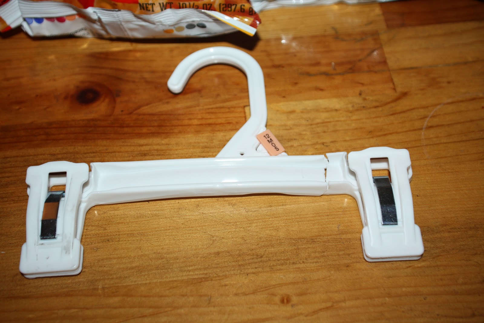 CrAzY Working Mom From Clothes Hangers To Chip Clips