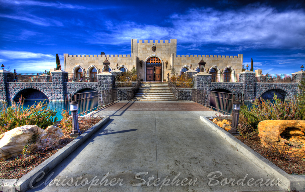Paso Wineries Eagle Castle