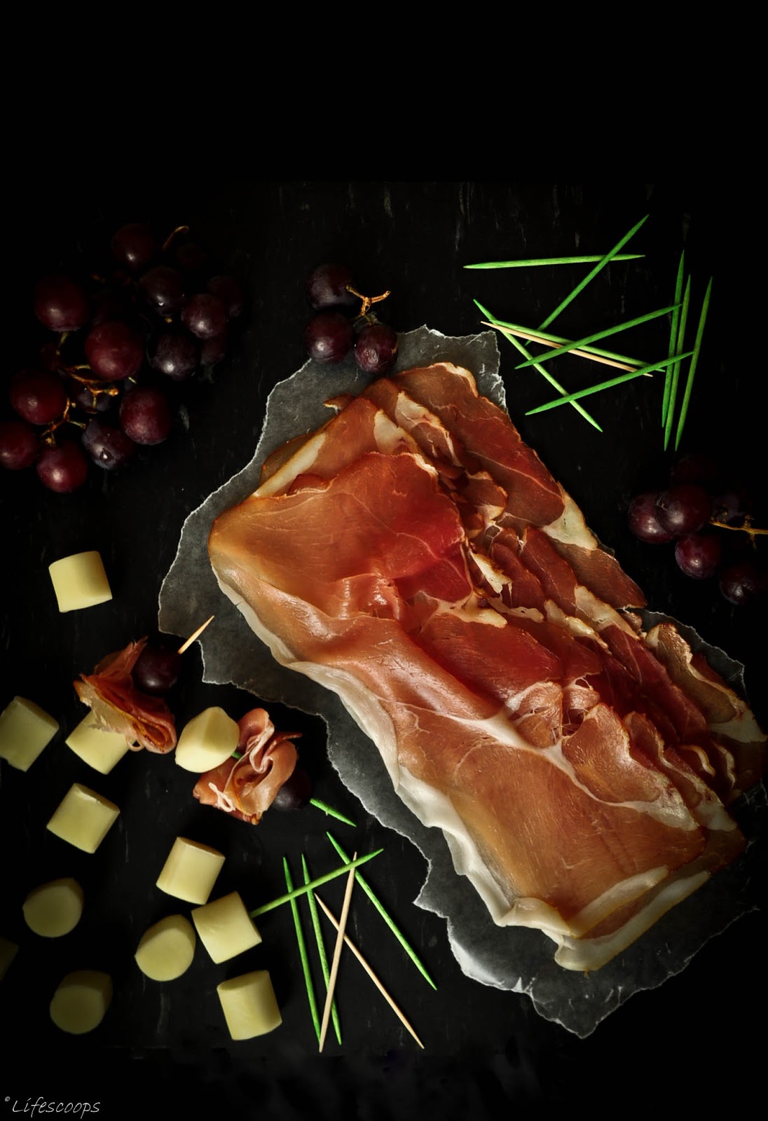 Life Scoops Prosciutto, Cheese and Grapes Skewers