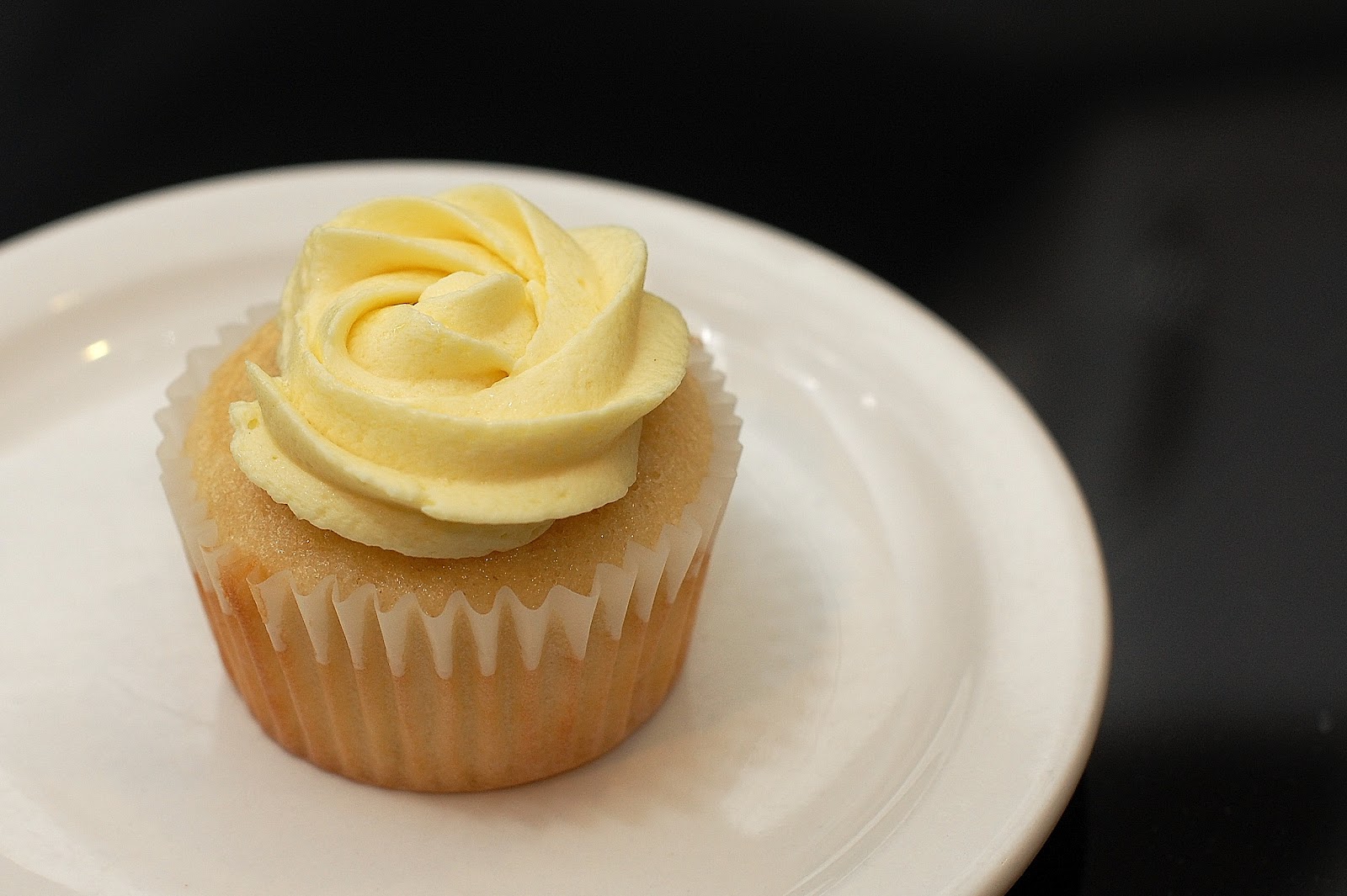 In Michelle's Kitchen Fluffy Cooked Flour Buttercream Frosting