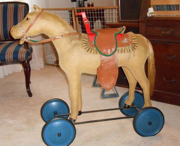 steiff horse on wheels