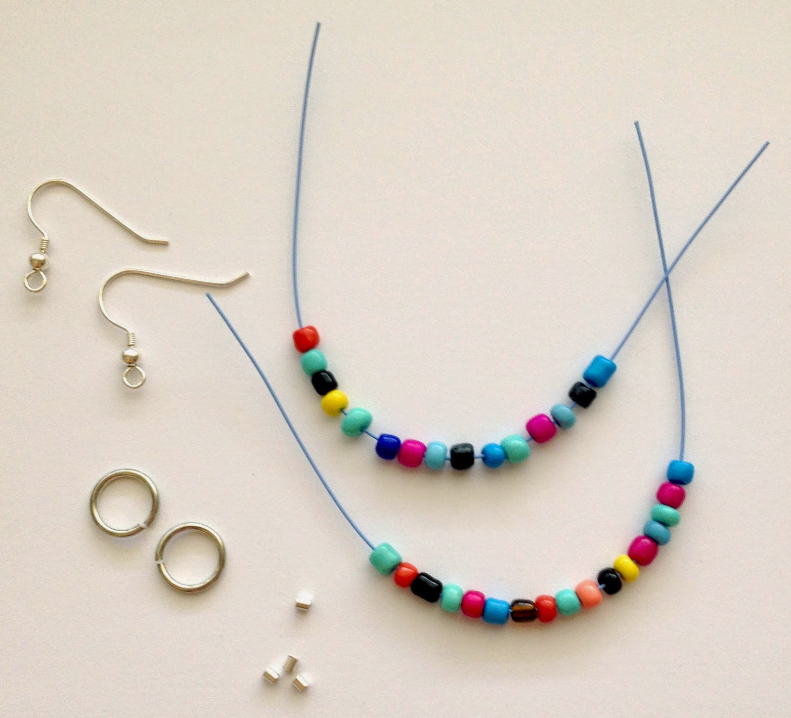 How to Make Beaded Wire Earrings - Easy Tutorial