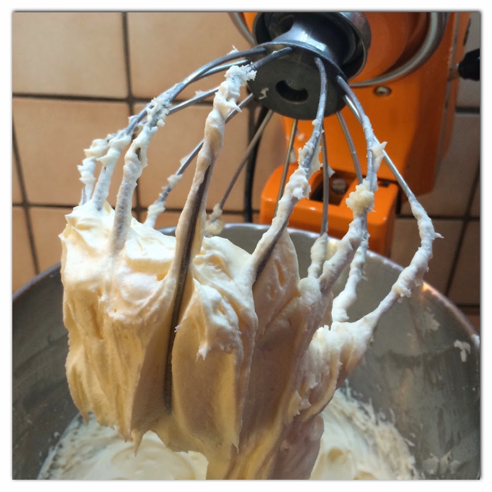 ApfelStrudel Kuchen Frosting de Crema de Queso {Alma Obregón}