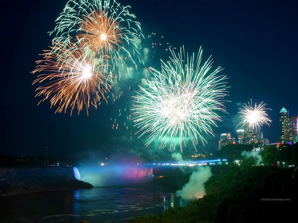 World Is 2 Travel: Best places to celebrate Christmas