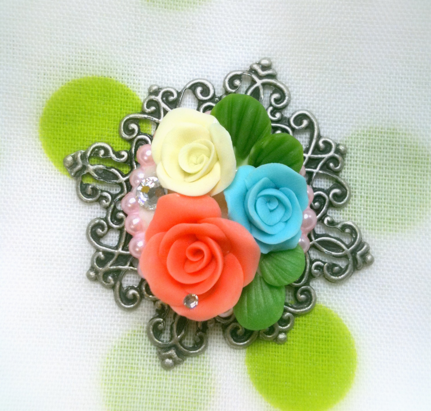 Tinkle Art Room Felicia's Clay Roses Pendants Making Class