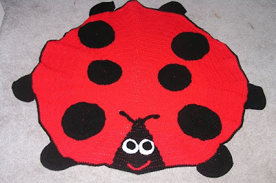 Crochet Ladybug Receiving Blanket Pattern | Poochie Baby Crochet