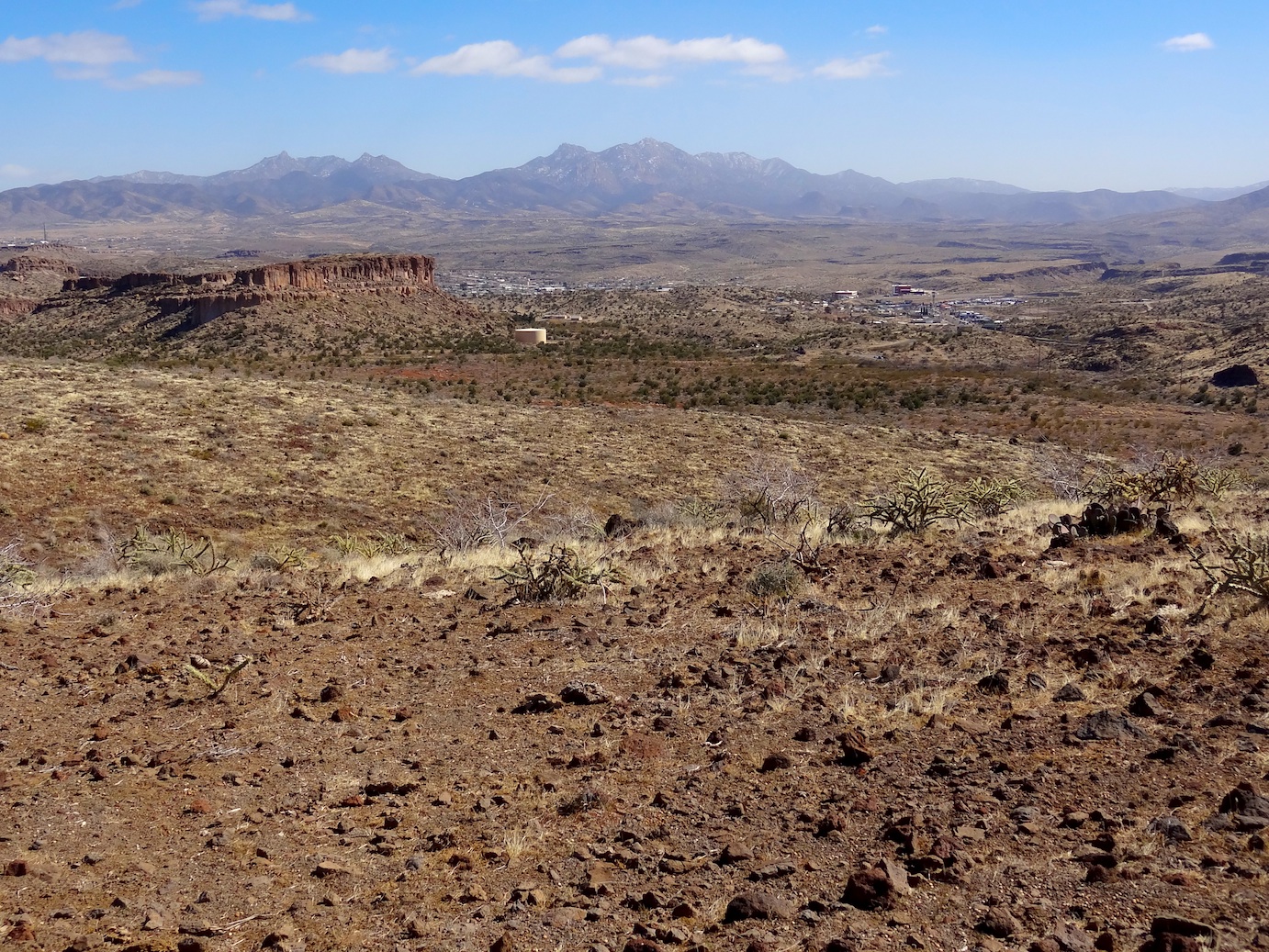 kurt's going nuts . . . ON THE ROAD Kingman, AZ
