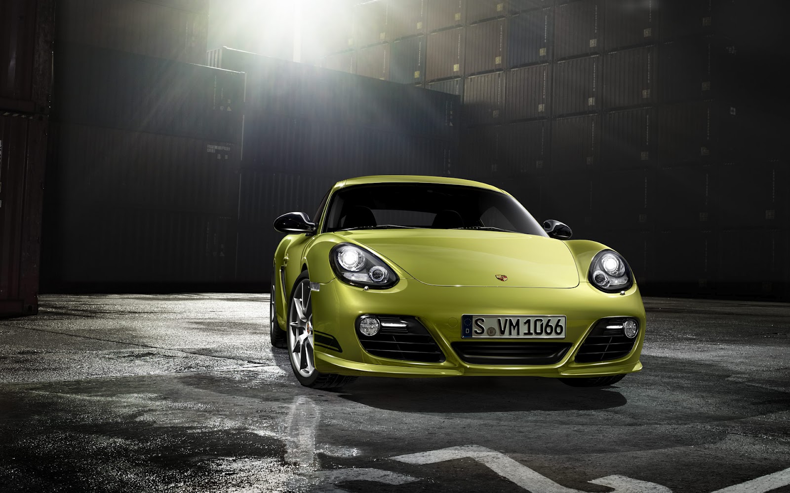 http://1.bp.blogspot.com/-R5k_g3tGRqs/UBfqGGDSvHI/AAAAAAAAAmw/Vp-4RuevO-A/s1600/wallpaper-Porsche+Cayman+R+Exterior7.jpg