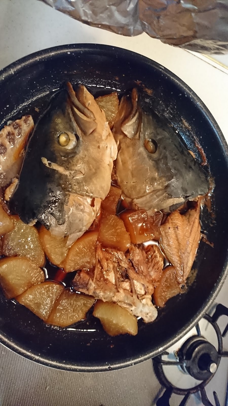 Kadonopage ぶりのあら炊き 鯛のあら炊き