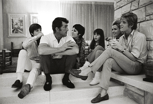 A TRIP DOWN MEMORY LANE: PHOTOS OF THE DAY: DEAN MARTIN AND FAMILY - 500x339 - png Dean Martin Marriages