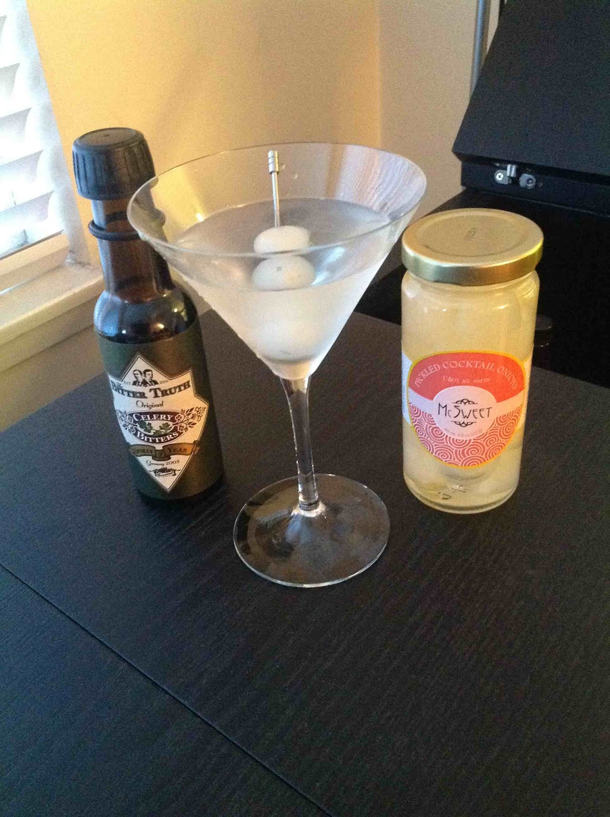 Vince Keenan Cocktail of the Week The Gibson