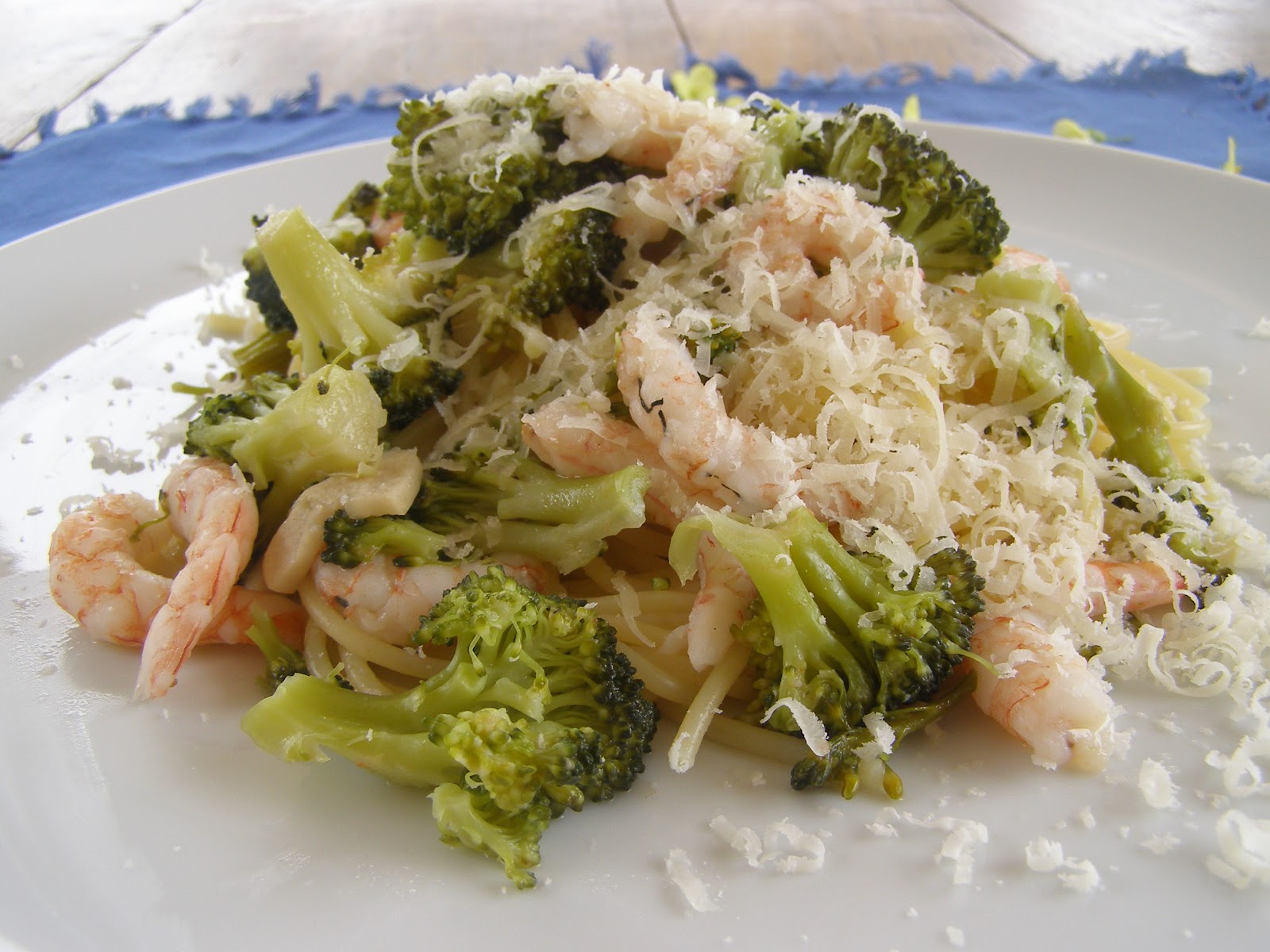besos de canela y menta Pasta con brocoli y gambas