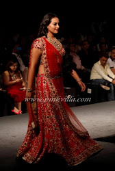 Sonakshi Sinha walks the ramp for Jyotsna Tiwari at the Aamby Valley Bridal Fashion Week