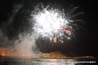 FOTO-FUEGOS-ARTIFICIALES-ALICANTE @gentedealicante 10