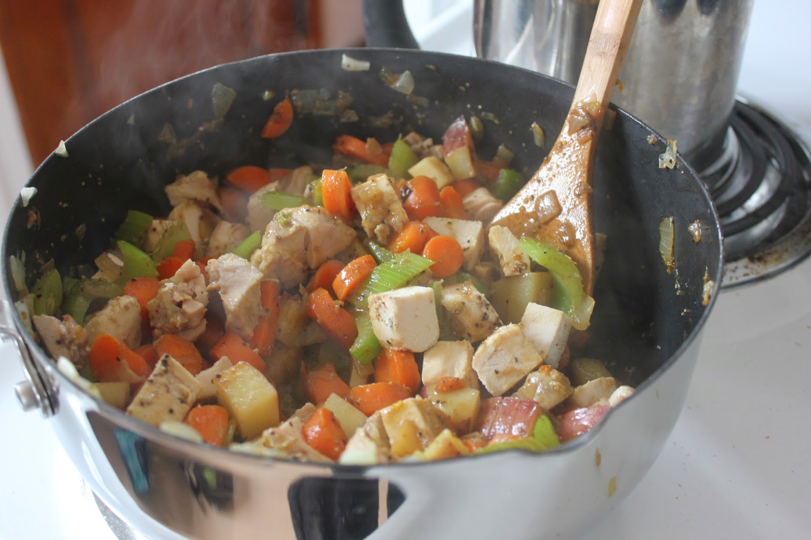 Un-Processing My World: Chicken Pot, Chicken Pot, Chicken Pot Piiieeee!!!!