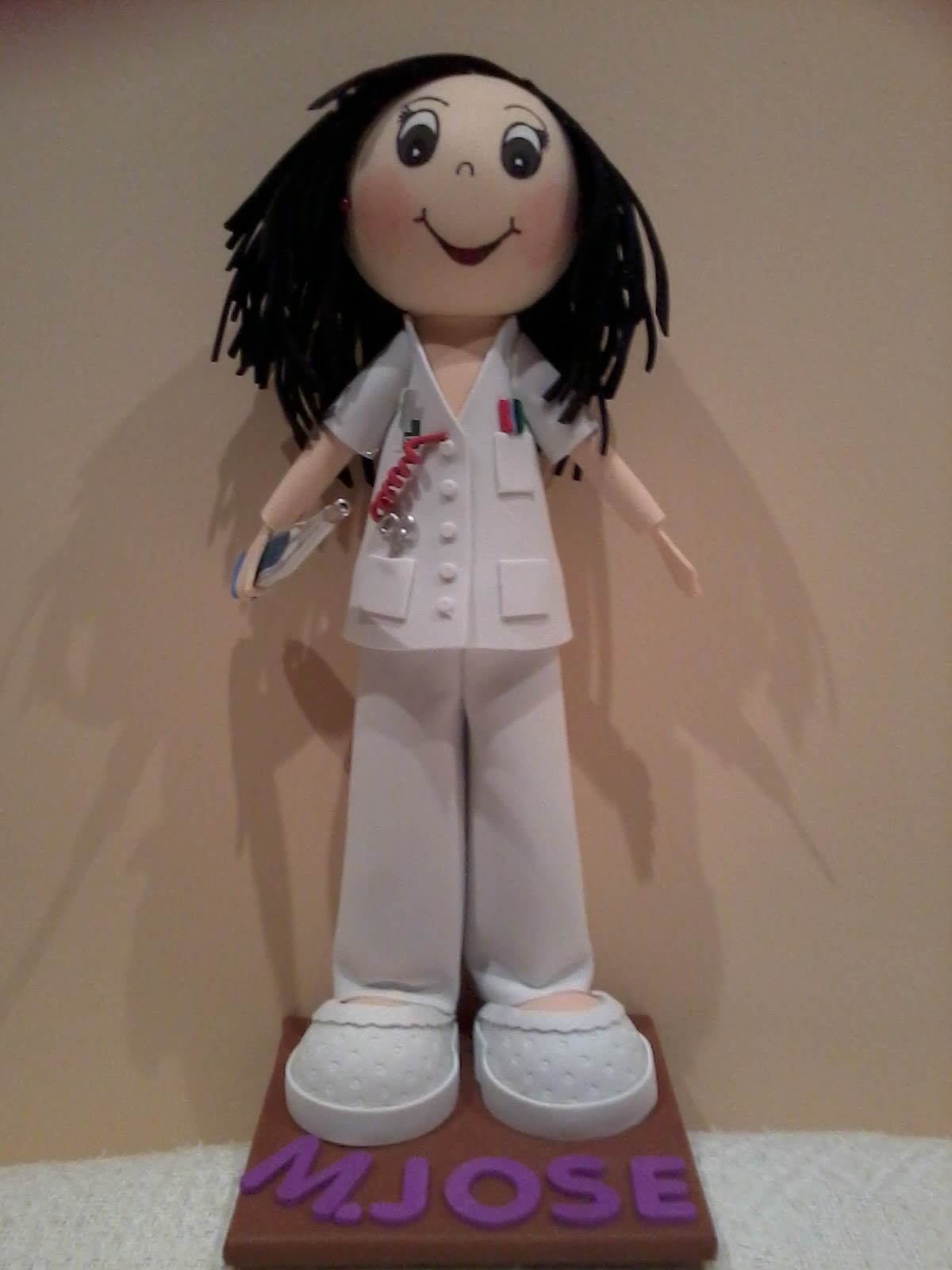 fofucha auxiliar de enfermeria