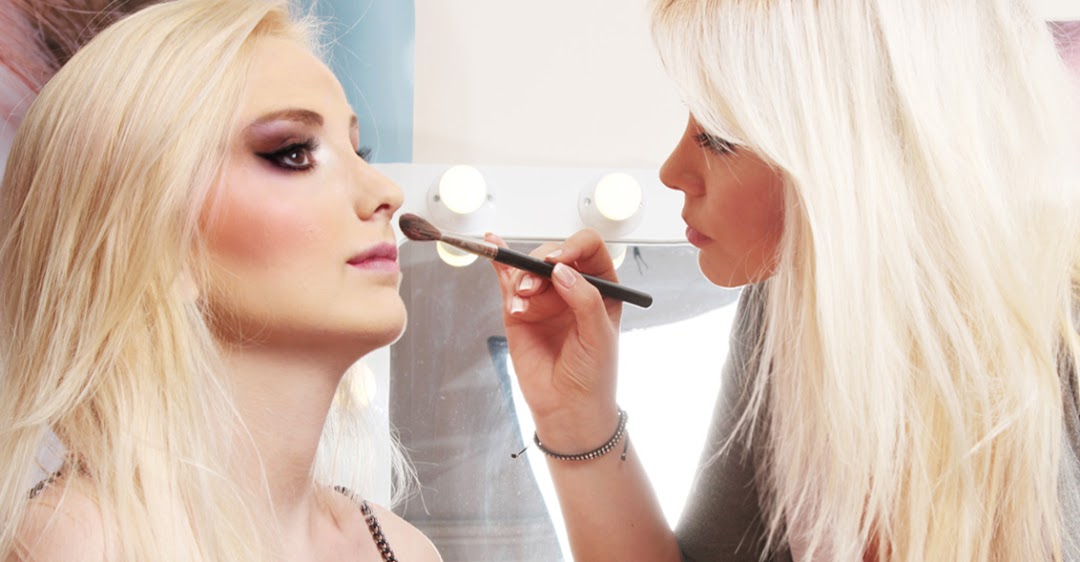 Make-up Artist