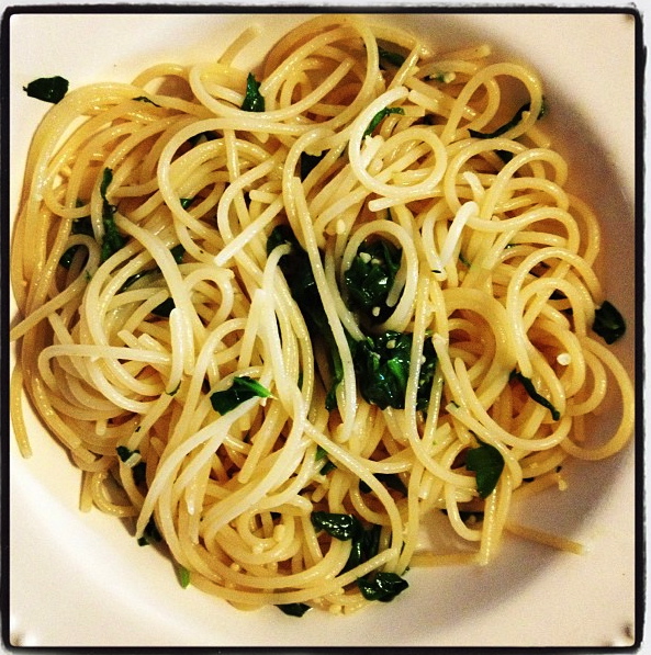 Little Cook in the Big City Garlic Butter and Spinach Pasta