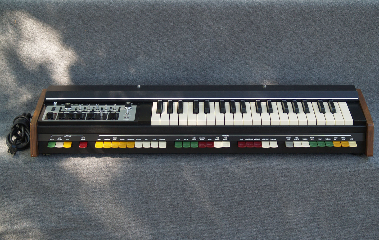 MATRIXSYNTH ROLAND SH2000 Vintage 70s Analog Synthesizer