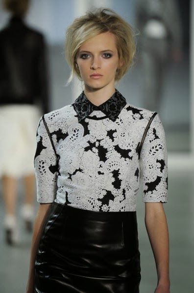 dress - Wear you Would A contrasting collar? video Look - Wear you Would A contrasting collar? video