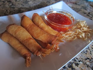  http://www.mami-eggroll.com/2012/03/fried-shrimp-rolls.html