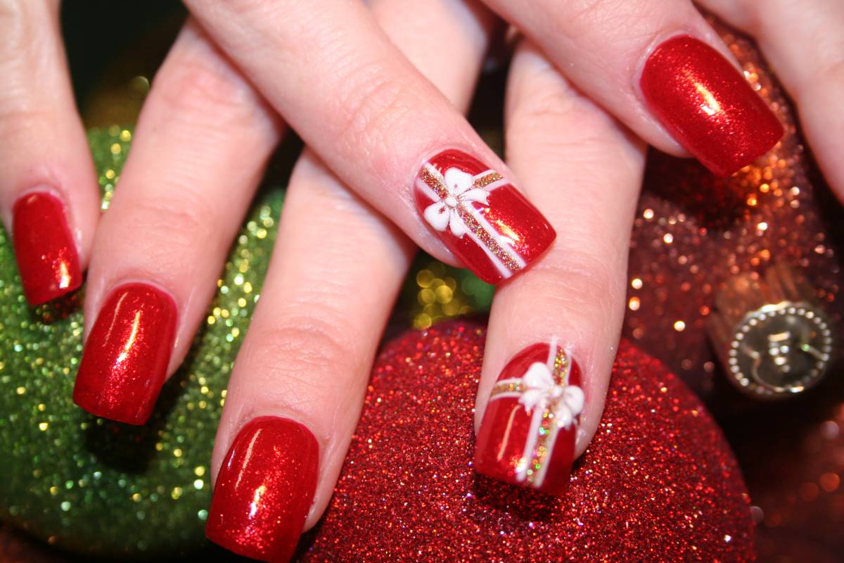 christmas nail art on dark red nail