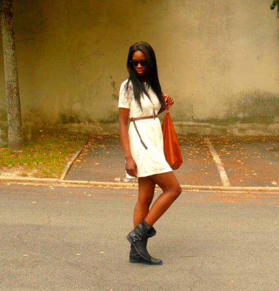 robe-dentelle-biker-boots-stylesbyassitan-3.jpg