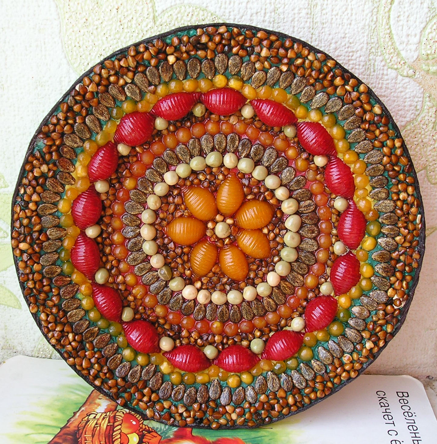 Мандала из крупы