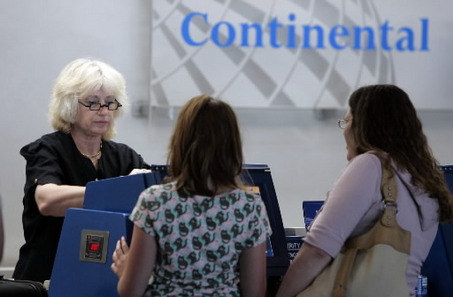 why an airline ticket agent needs a drivers license ticket agent