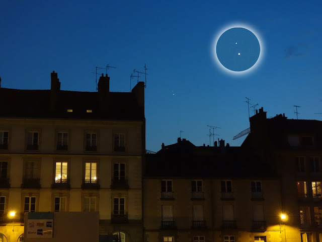 Vénus en bas et Jupiter au dessus... Configuration assez rare qui mérite un regard !