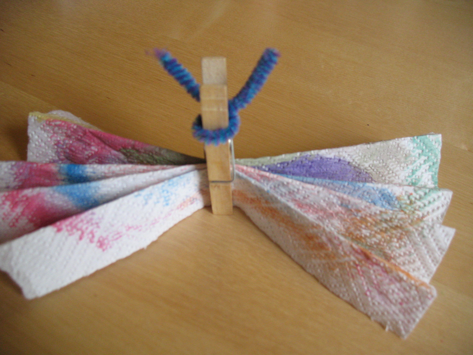 Smiling like Sunshine Kids Crafts Clothespin Butterfly