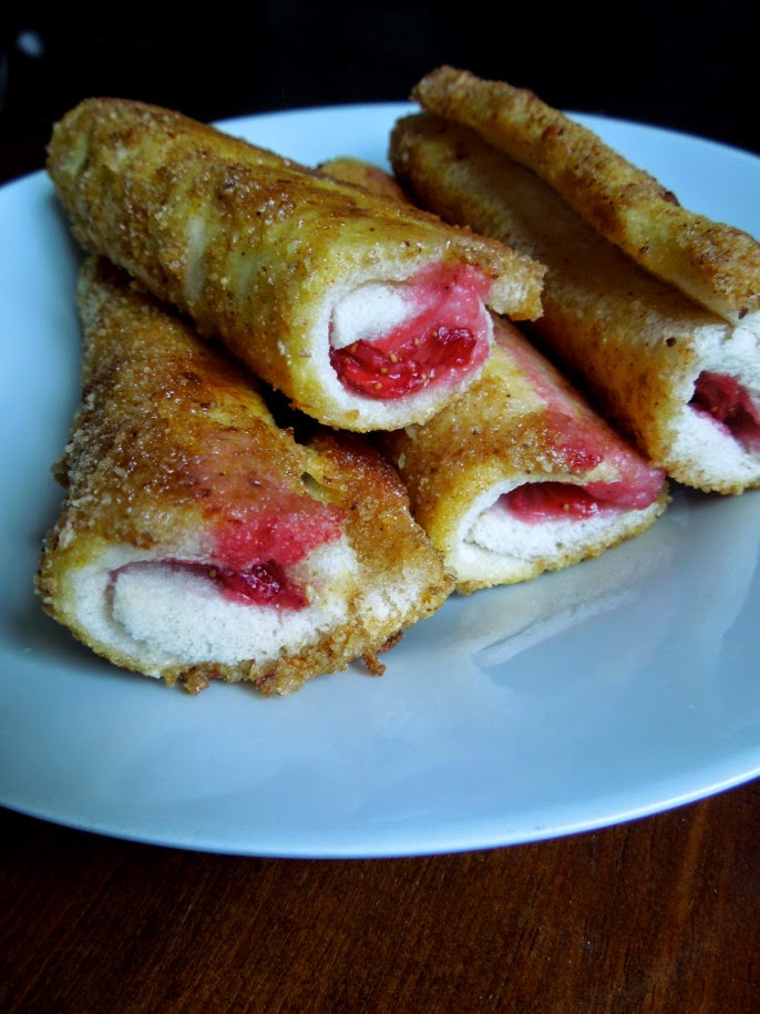 Dans Mon Assiette Roule De Pain Perdu Aux Fraises