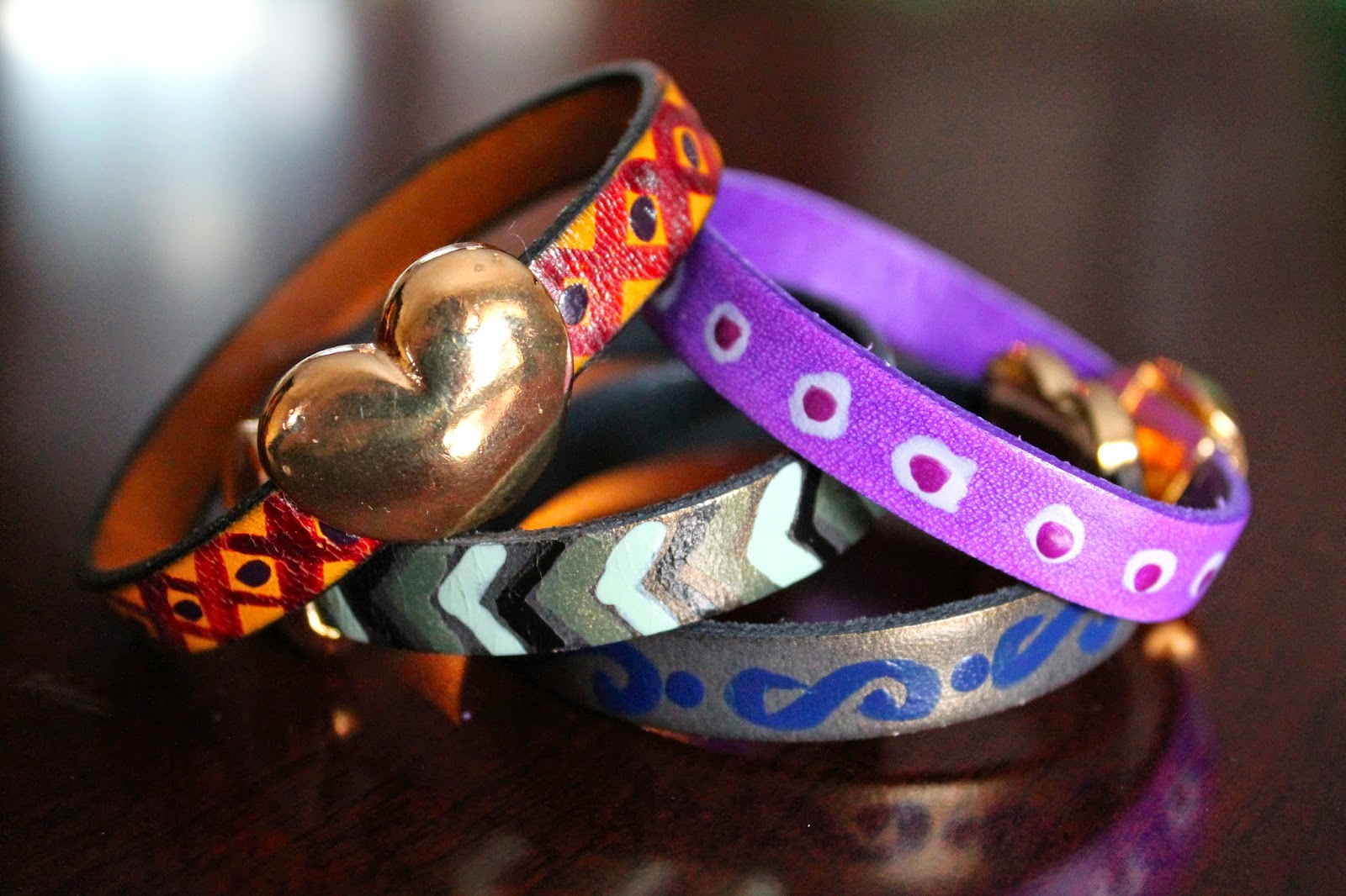 I do deClaire DIY Painted Leather Bracelets