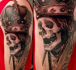 Imagens de tatuagens de coroa e caveira