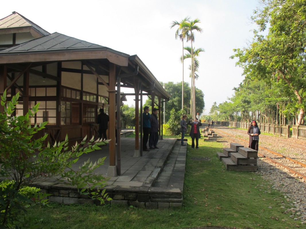 Sabrina à Taïwan Une gare japonaise près de Chiayi 嘉義縣，日本火車站