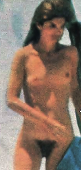 naked female juicy booty