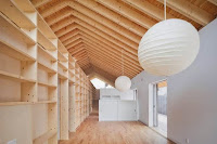 Contemporary House Style With Exposed Timber Rafter And Bookshelf Column Contemporary House Style With Exposed Timber Rafter And Bookshelf Column