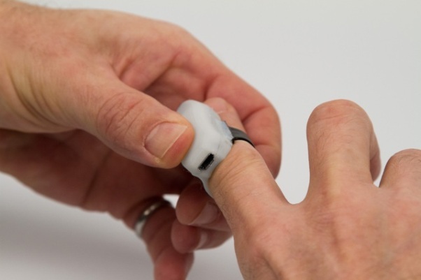 USB charging port at the back: Intelligent computing USB charging port at the back: Intelligent computing