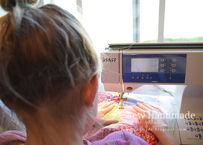 children's quilting, teaching a child to sew. www.sew-handmade.blogspot.com