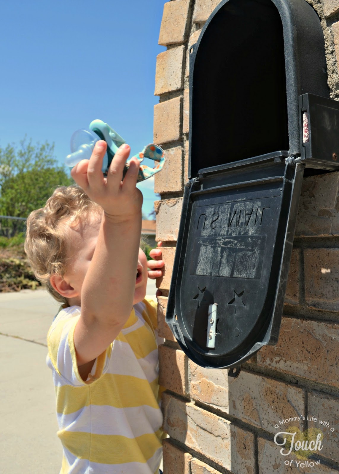 A mommy's life...with a touch of YELLOW How To take away the Binky {The Binky Fairy Method}