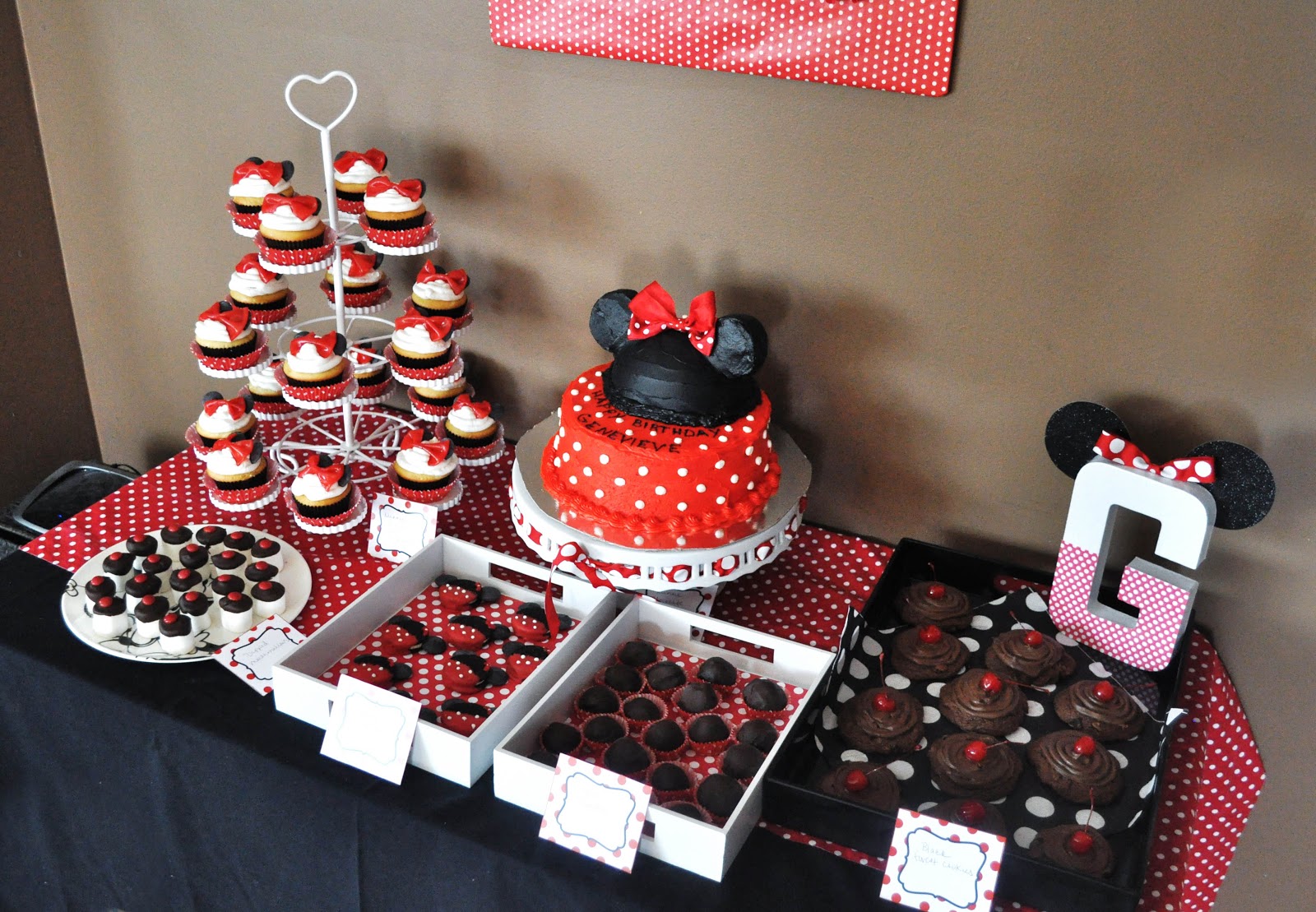 Modern Minnie Party Dessert Buffet. Pretty Real