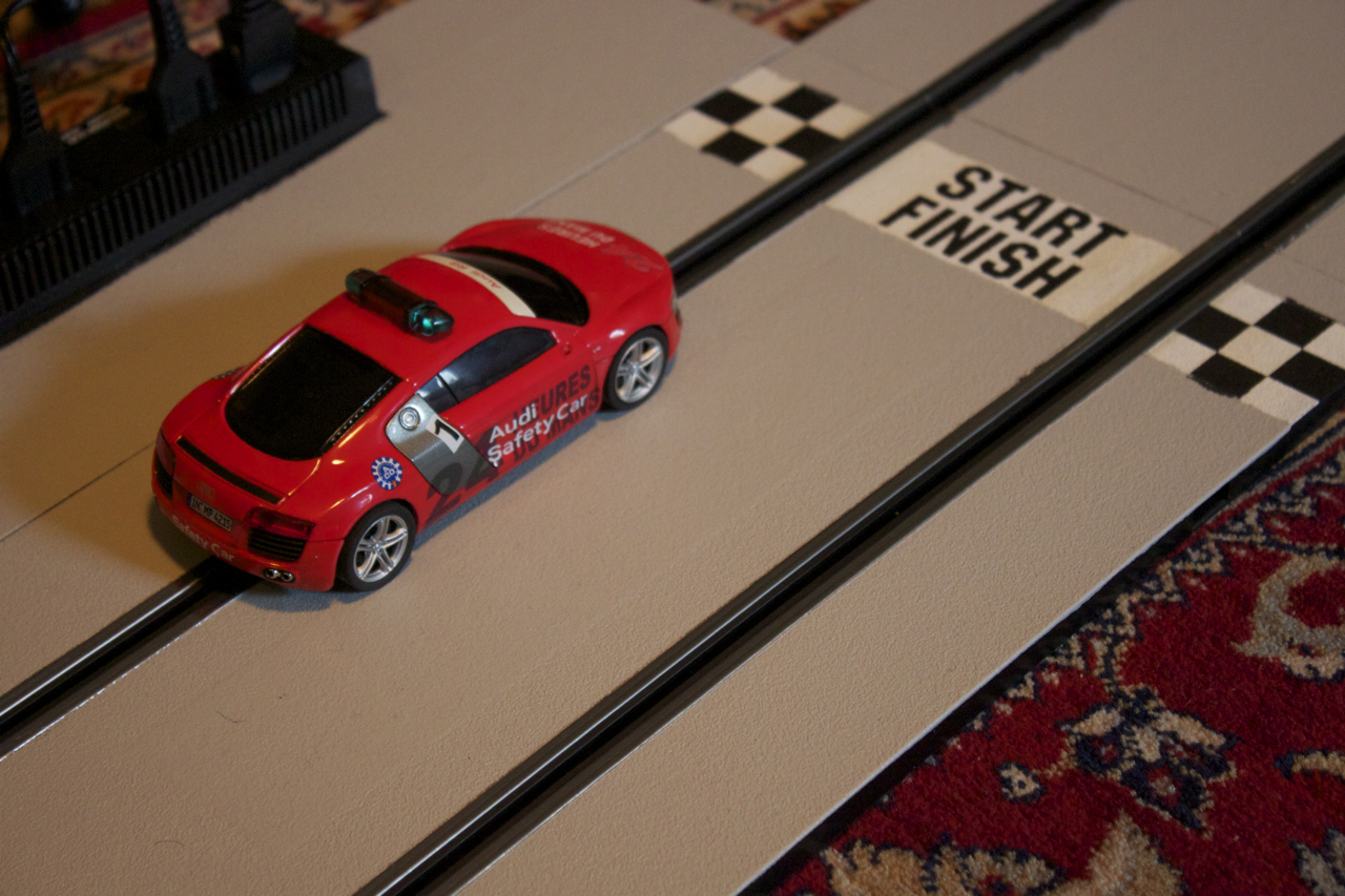 BiggusMikus Slot Cars Painting Carrera Track