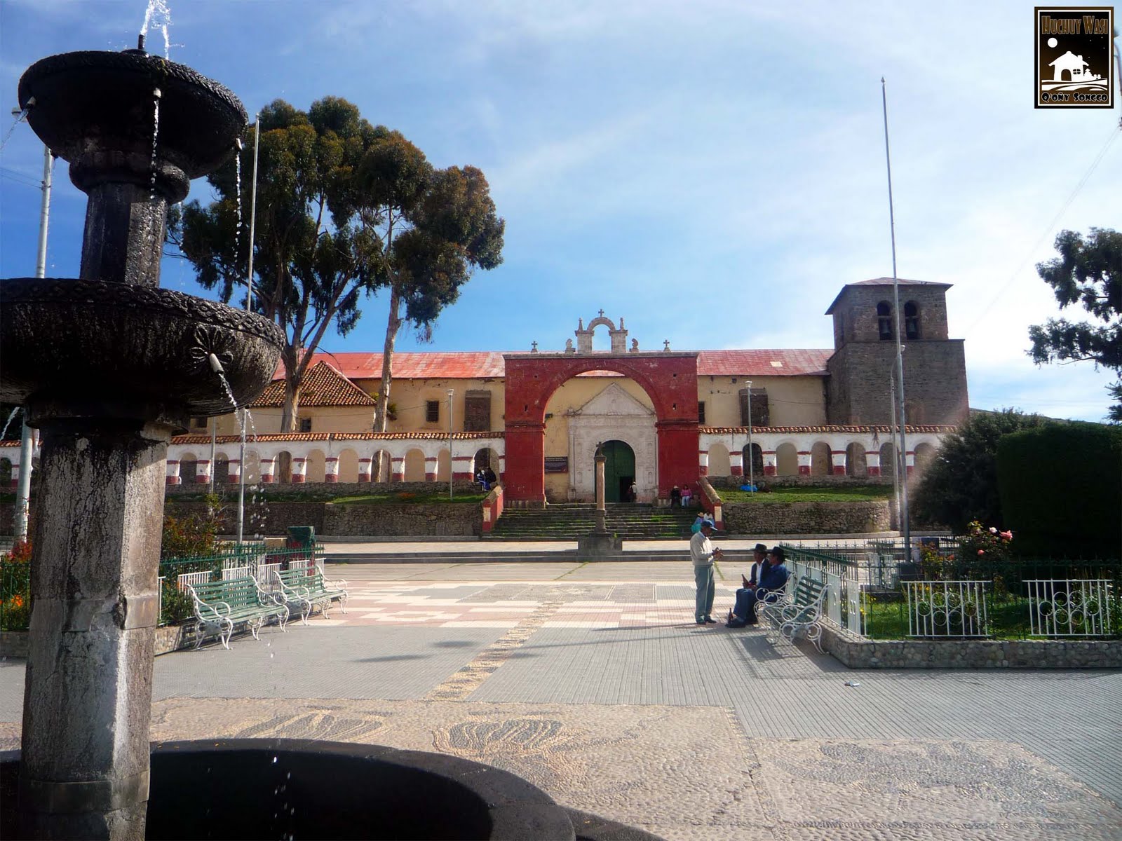 HOSTEL HUCHUY WASI PUNO PERU CHUCUITO