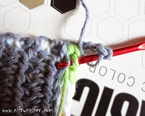 Niftynnifer S Crochet Crafts Free Crochet Pattern Reversible