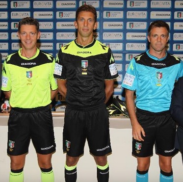 diadora arbitro 2014