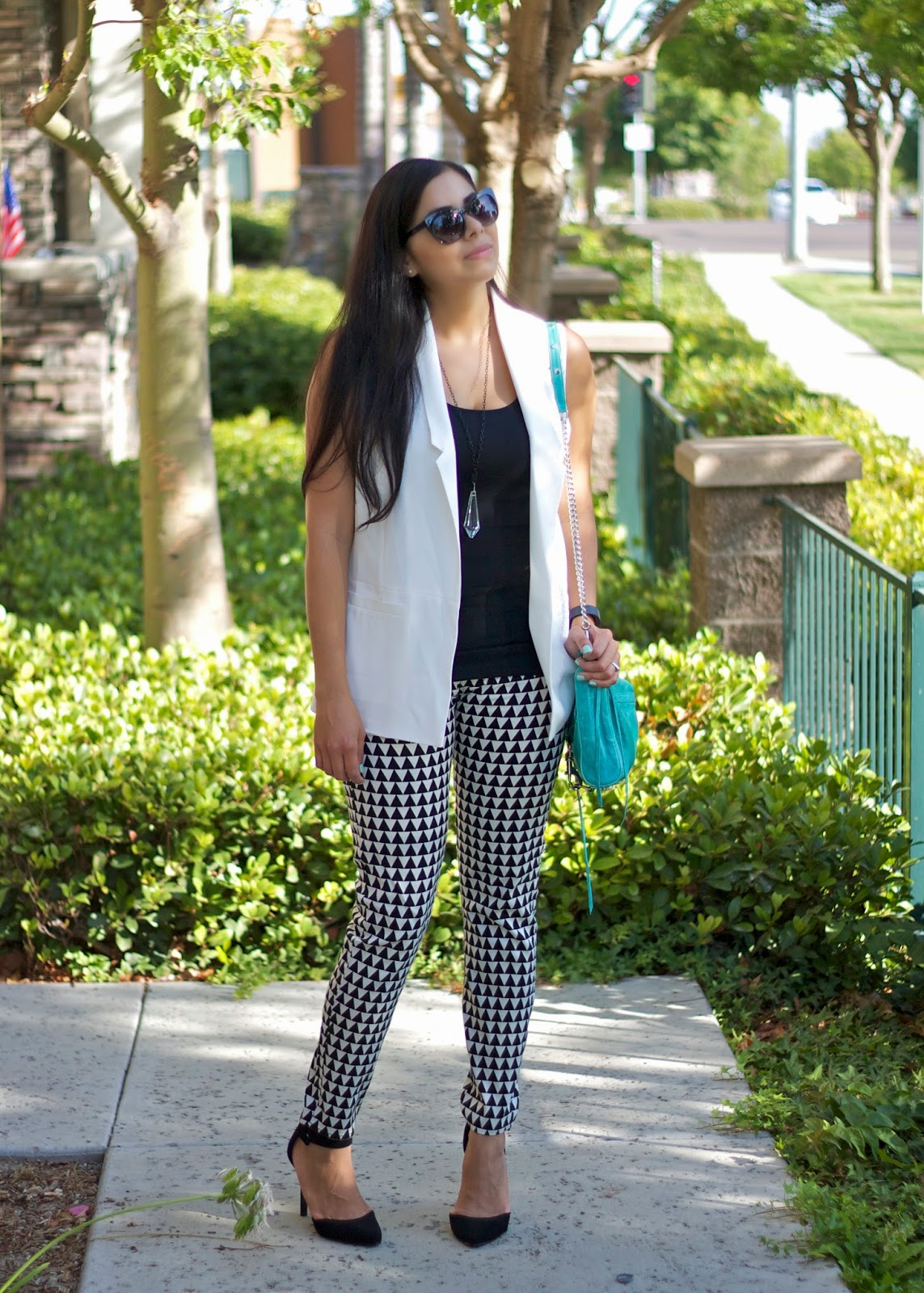Black and white outfit Black and white outfit for night out, black and white outfit for day out, geo print outfit