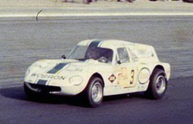 26 DE MAYO, 1968 / GASTÓN PERKINS/FEDERICO URRUTI GANABAN LAS "4 HORAS SHELL" EN EL AUTODROMO