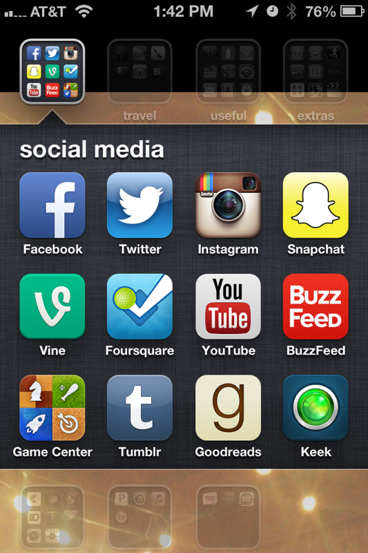 how i organize the apps i use on my iphone.