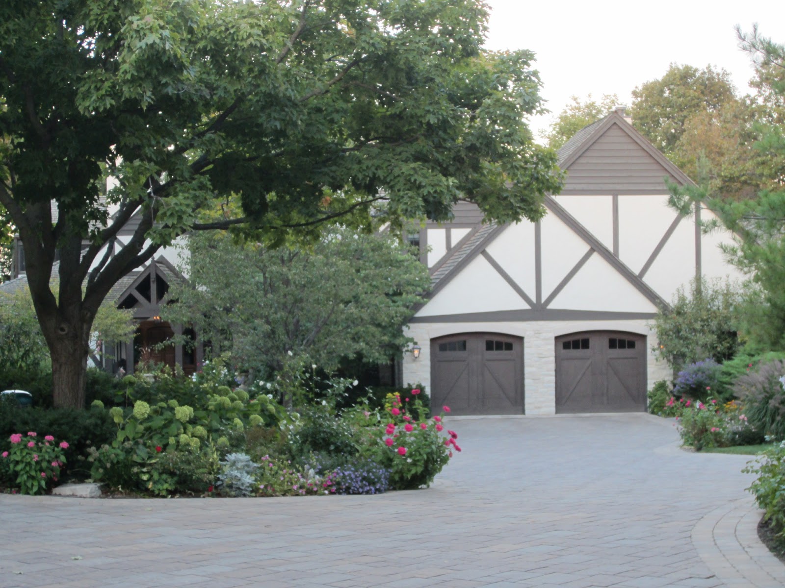 SetJetter & Movie Locations and More Sixteen Candles (1984)